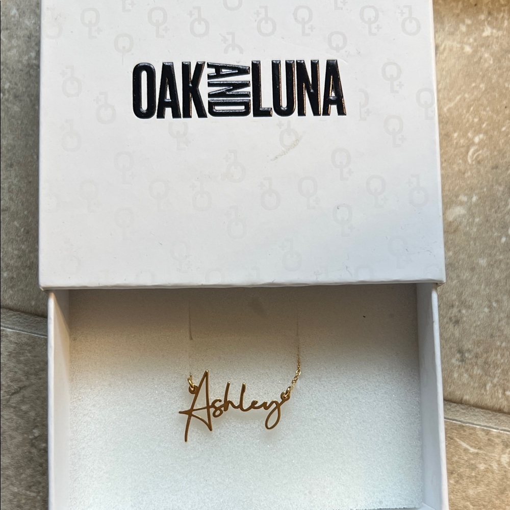 Oak and Luna Gold 'Ashley' Necklace